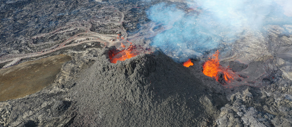 冰岛的火山爆发揭示了火星的热历史