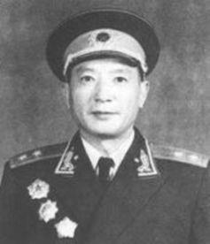 第一个去世的开国元帅,大将,上将,中将,少将是谁?多少