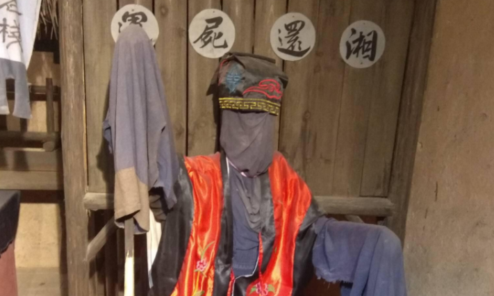 "湘西赶尸"不是杜撰,真实存在过的职业,揭开神秘面纱并不恐怖