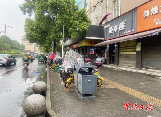 常德沅安路步行街公交车站迁移了