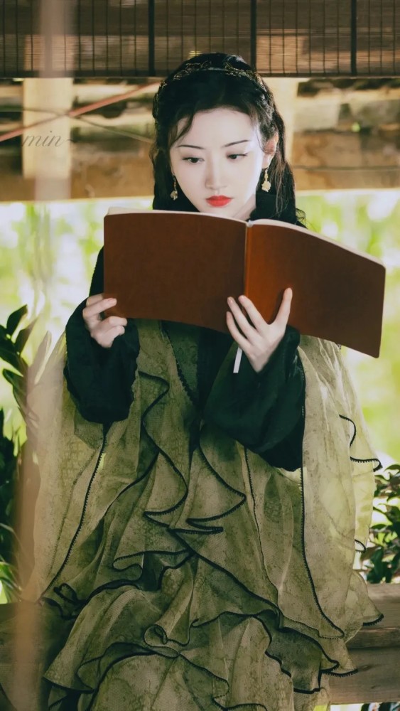 司藤景甜最美壁纸