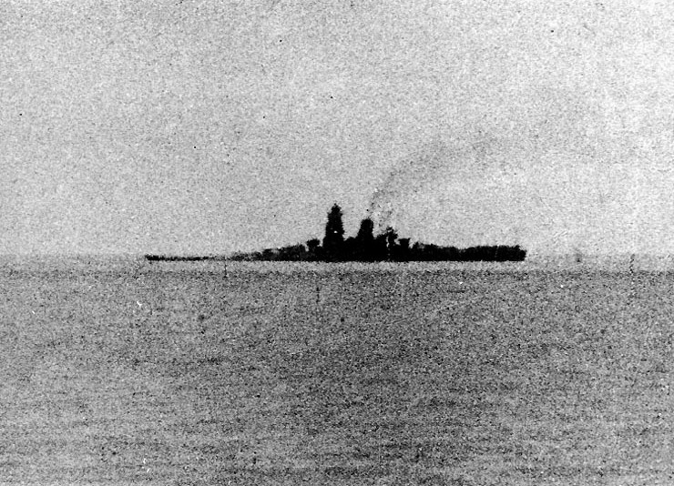 二战太平洋最终的一场海战,日本最大战列舰葬身海底