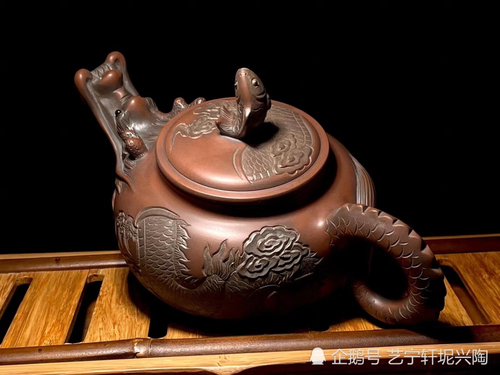 上官清吉坭兴陶作品,广西钦州坭兴陶精品好器,霸气龙壶仿生器型,经典