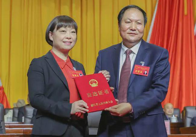 河北3市迎来70后代市长,邢台女市长在该省11位市长中最年轻