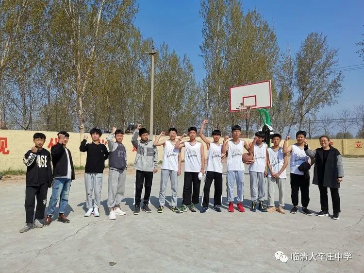 水墨丹青,为你描绘瑰丽画卷—临清市大辛庄中学美术老师 马丽丽