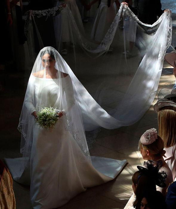 马克婚纱_马克龙妻子婚纱照片(3)