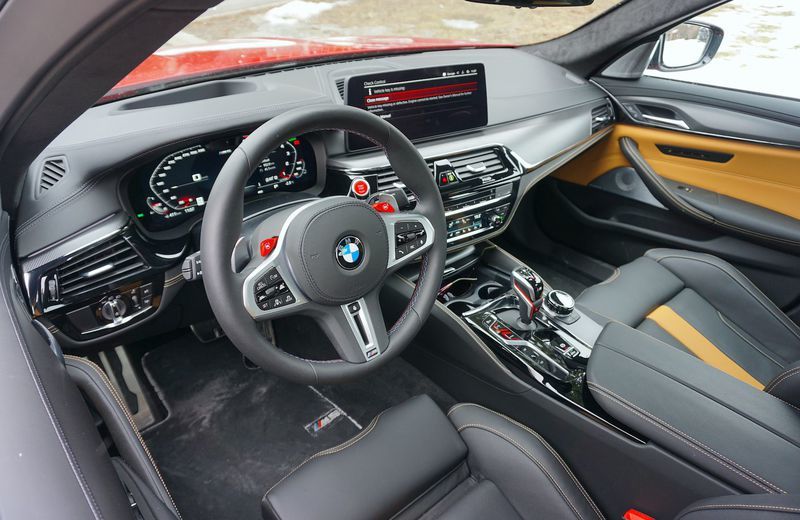 2021款宝马m5竞赛版:v8已是末代产物?