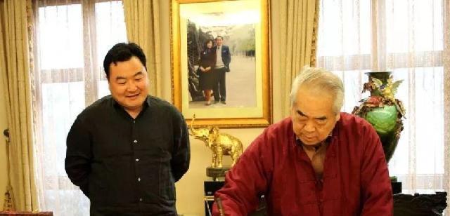 他被誉国宝艺术家,2次夺友人妻,曾被沈从文痛批,李苦禅不认他