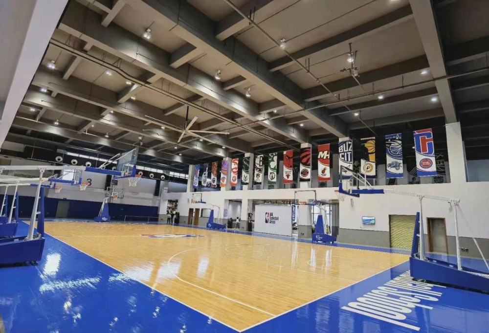 全国首个nba篮球训练中心今天正式揭幕