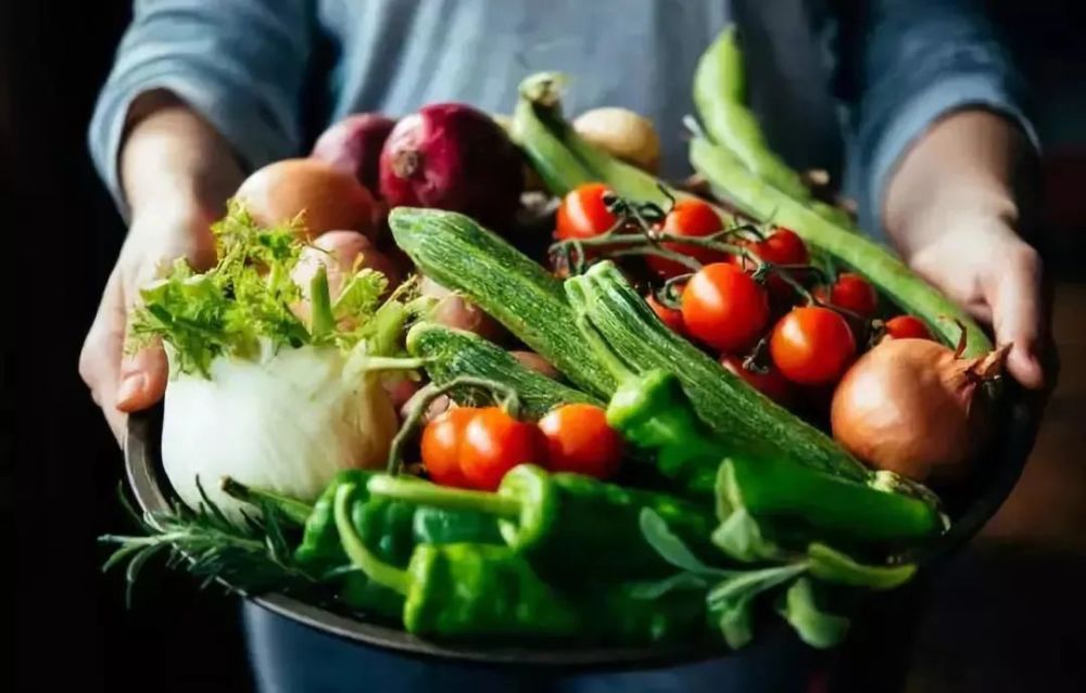 又有三种蔬菜是"致癌菜"?到了吃菜的季节,能否安心吃菜?