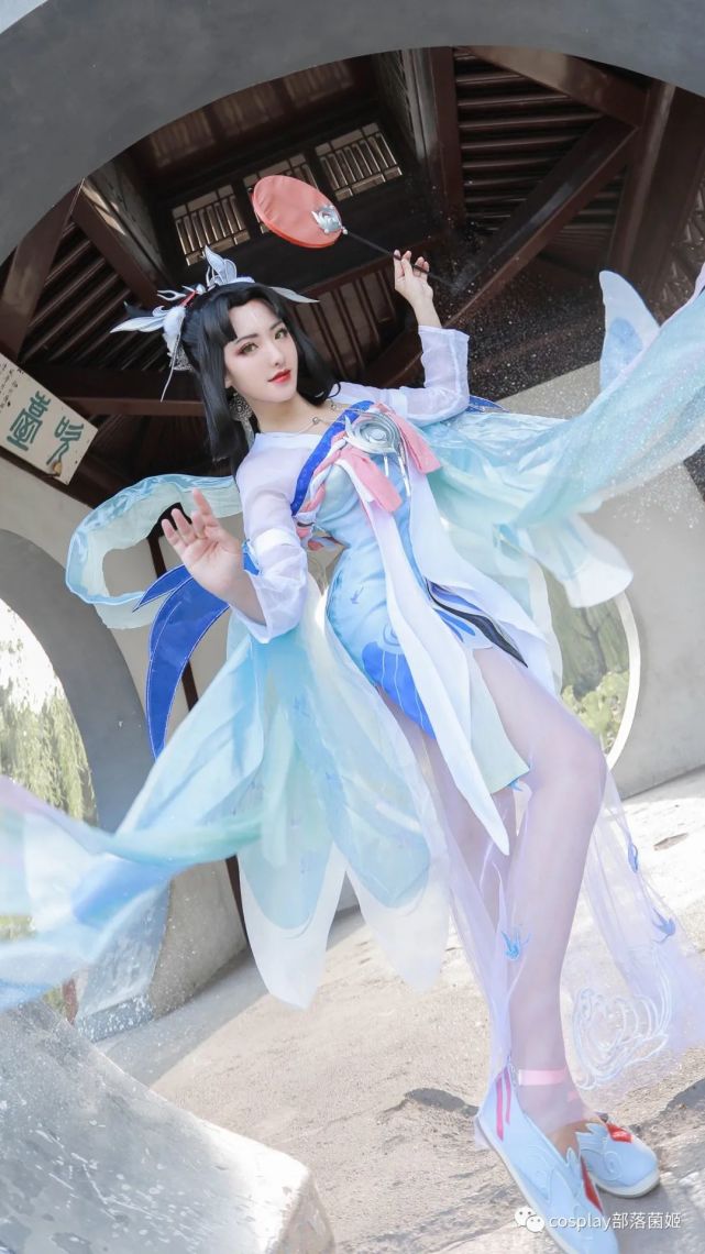 cos:王者荣耀嫦娥cos正片@coser弥里