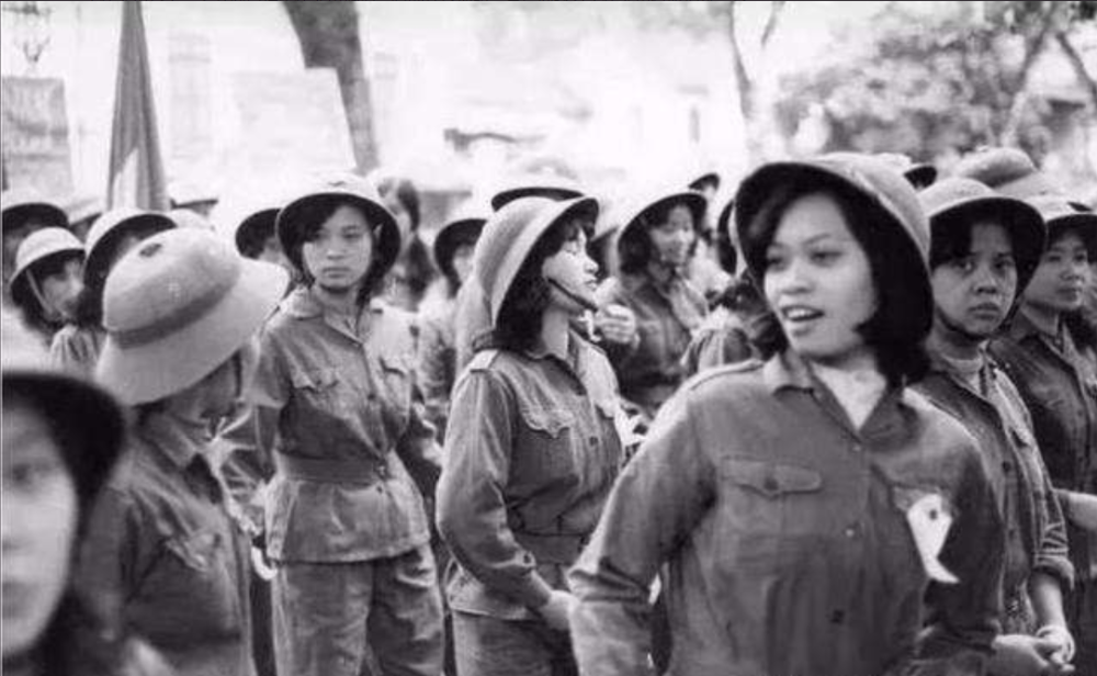 老山前线,越军特工队活动频繁,连女兵都出动了