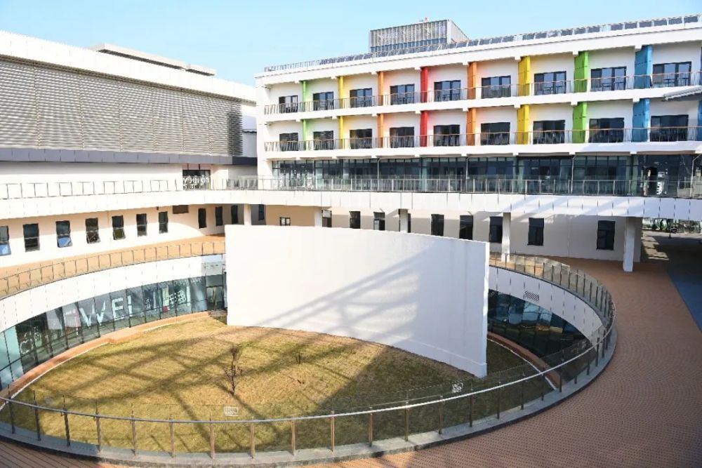 △ 北京十一未来城学校(小学)