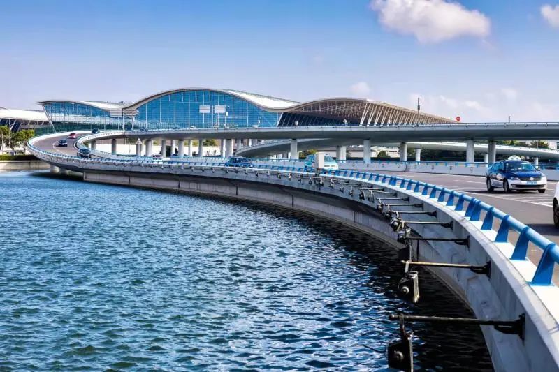 虹桥机场航站楼356个马桶被"动了手脚",浦东机场趁航班低谷做了一件事