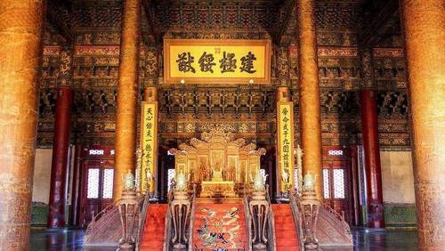 太和殿是现存最大的木质建筑之一,只可惜!比明代缩水1