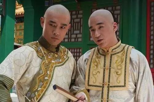 十一阿哥永瑆能力能为出众,为何乾隆要选择平庸的嘉庆继承皇位?