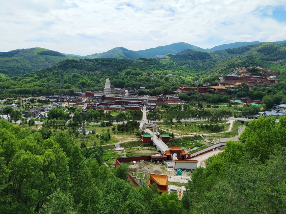 世界五大佛教圣地,我国四大佛教名山之首—梵音佛国五台山