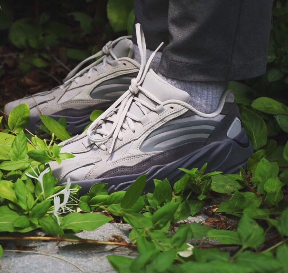 yeezy 700 v2 "tephra" 火山灰