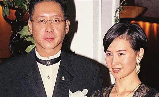 风流公子许晋亨:4百亿家产如摆设,已高攀不起前妻何超琼