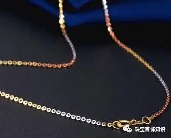 所以不用担心18k金会掉色和磨损.一般佩戴个五六年都没事.