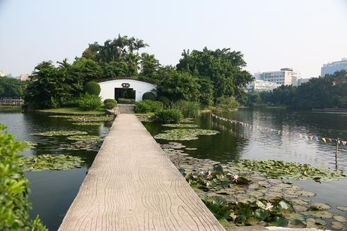 广州流花湖公园,堪称市区桃花源