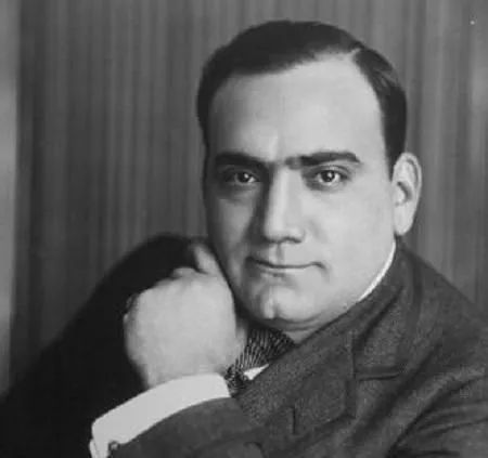 卡鲁索(kalusuo enrico caruso   1873--1921)