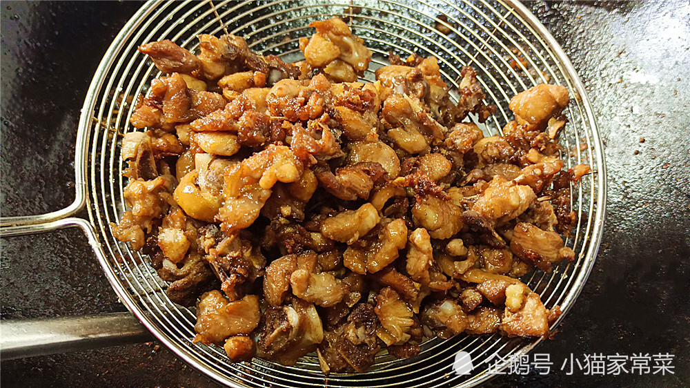 教你江湖菜虎皮尖椒鸡的家常做法味道麻辣鲜香特别下饭