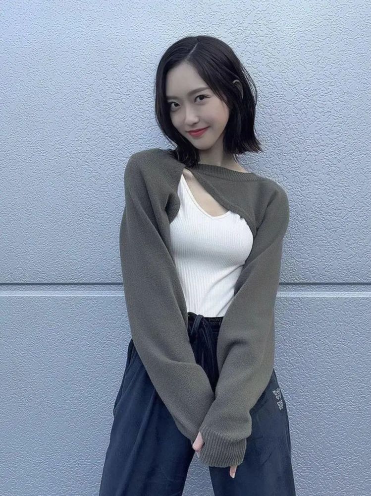 甜美高级风——韩智贤 高清壁纸