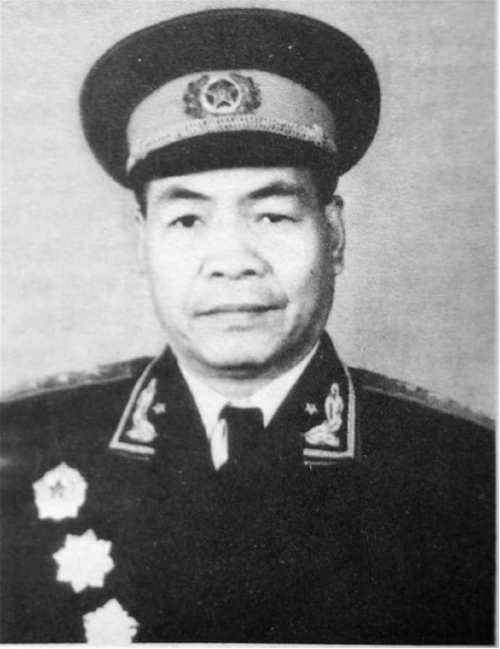 禁卫上将张宗逊:护送毛主席上井冈山,抗日