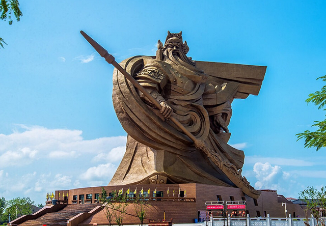 历史名城荆州斥资15亿建造一座关公文化园美景让人流连忘返