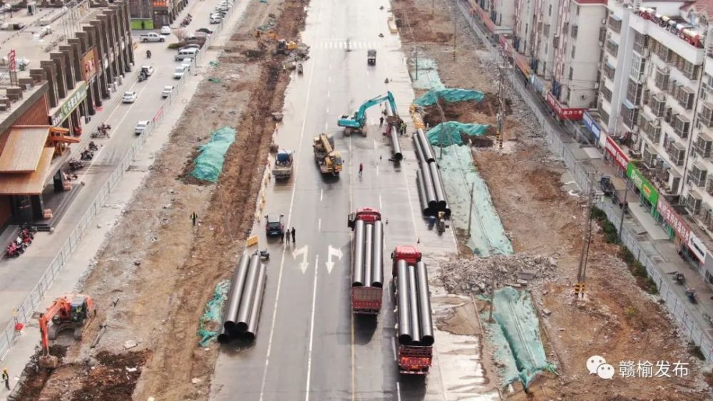 连云港赣榆金海路改造进入管线施工阶段,铺设地下更安全环保!