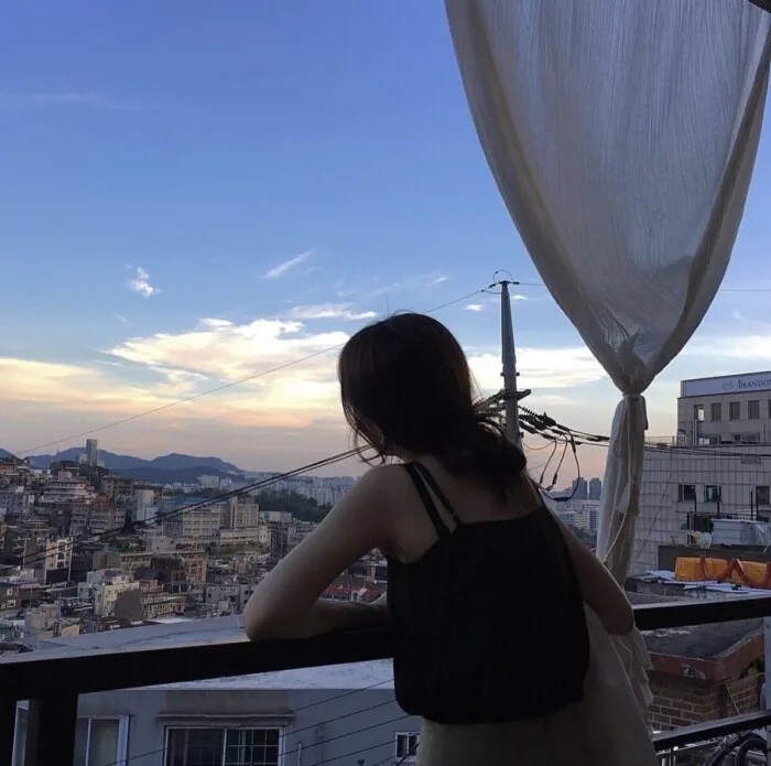 仙气飘飘背影女头