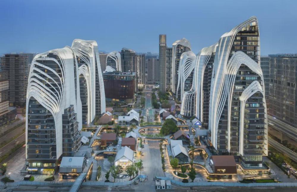 南京新地标——证大喜马拉雅中心建成,建筑呈现"山水城市"理念