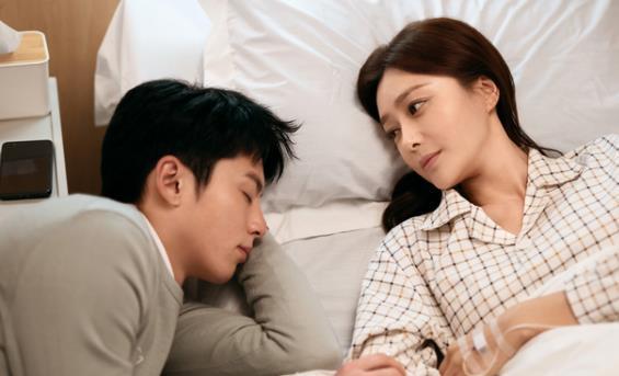 理智派生活:姐弟恋成功的四大因素,大龄剩女必须知道
