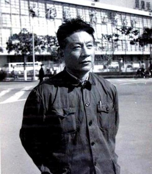 "双枪李向阳"郭振清晚年中风瘫痪,2000年妻患脑血栓卧床不起?
