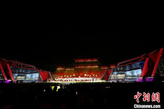 图为第39届中国洛阳牡丹文化节开幕式. 阚力 摄