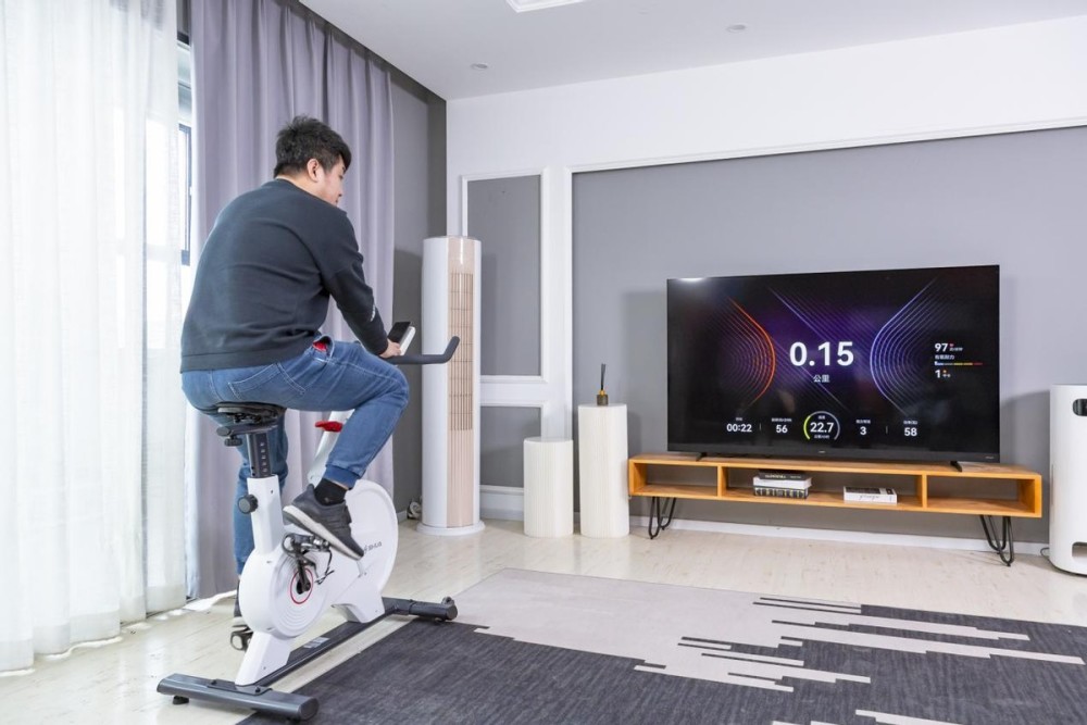 开启ai运动健身新一代华为智慧屏v系列让运动乐趣恒生