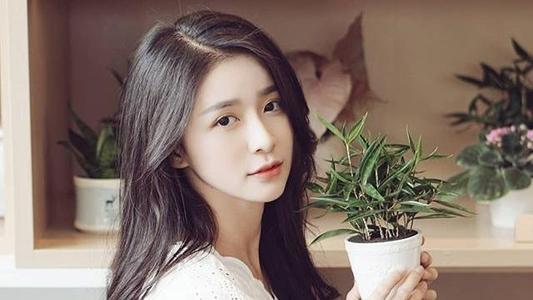 《怦然再心动》蔡卓宜约会,长相甜美,却非常害羞可爱