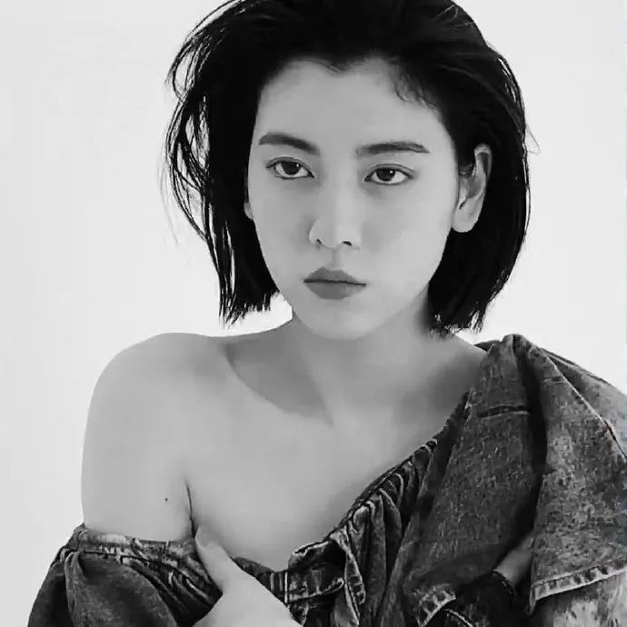 美图分享:三吉彩花性感写真一组