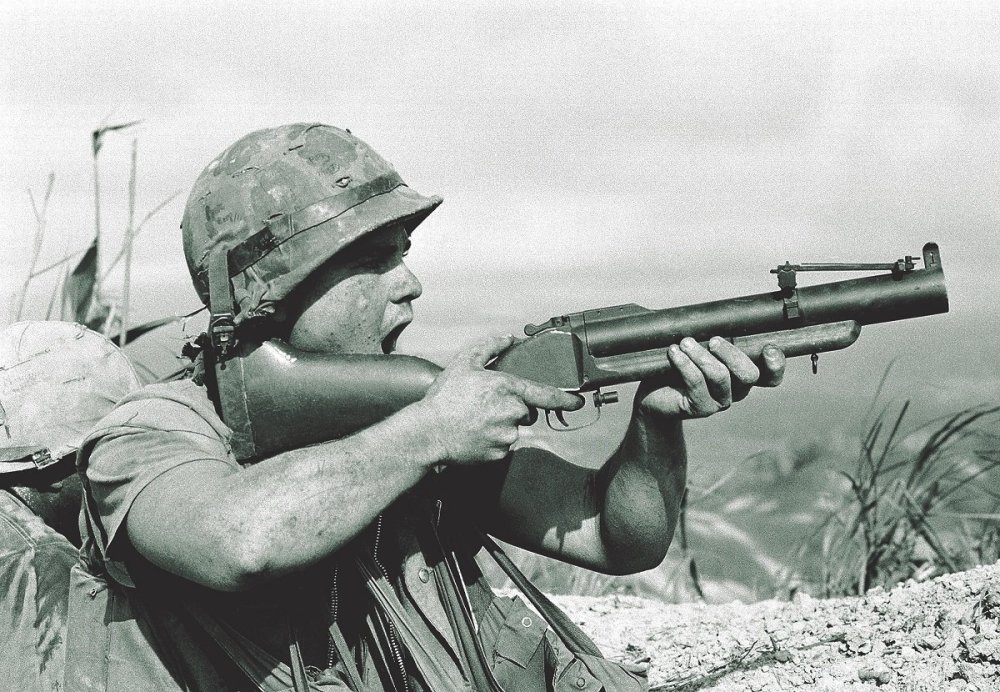 美国大兵手里的"撅把子",名副其实的"掌心炮",用了60多年的m79榴弹
