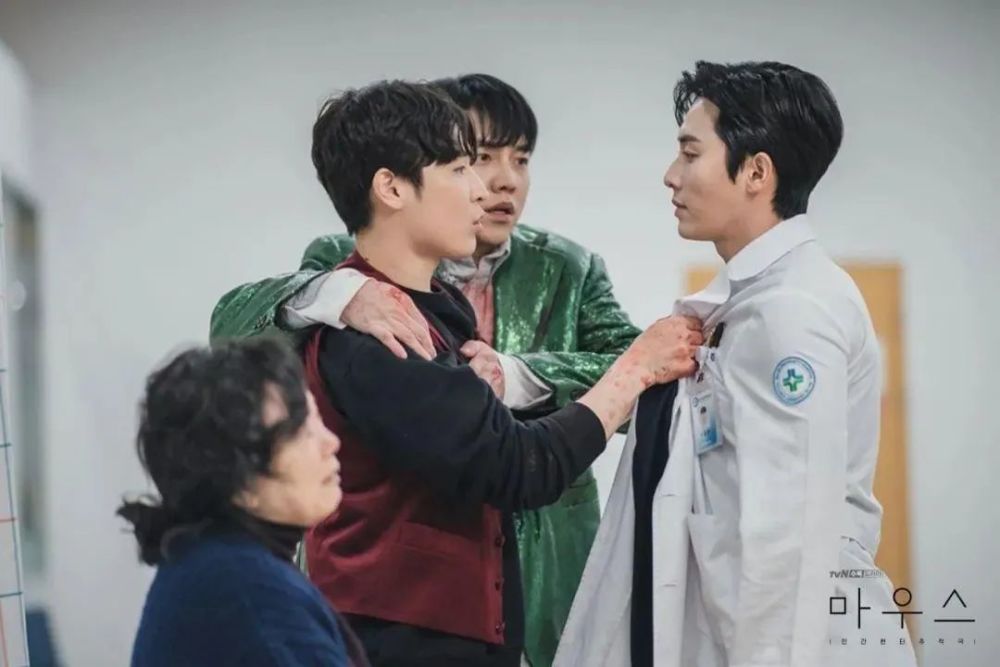 李升基居然可以秒杀宋仲基同曹承佑上半年韩剧窥探大反转