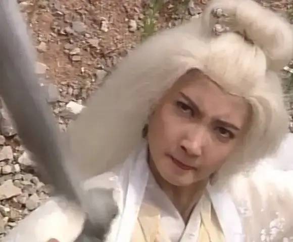 武侠剧《塞外奇侠》演员25年后现状,有人48岁如少女,有人已出家
