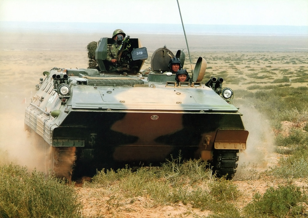 63式装甲输送车是我国研制最早的履带式装甲车,它有非常重大的意义