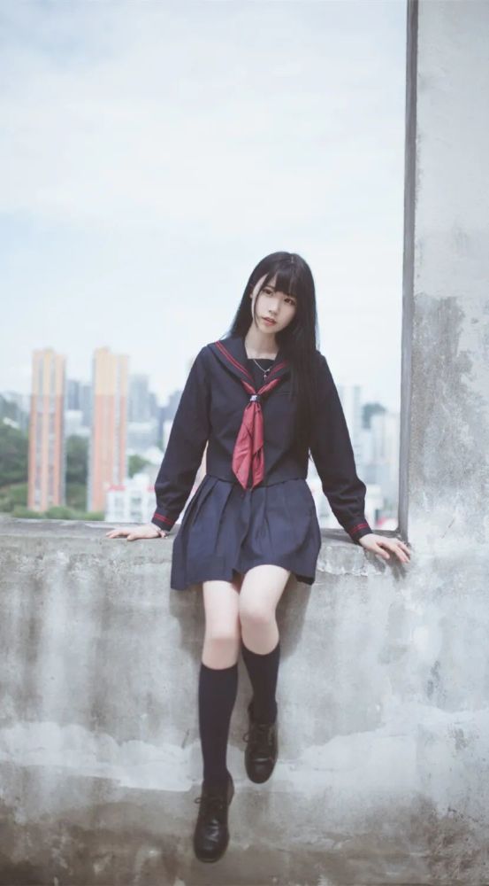 今日壁纸:jk制服
