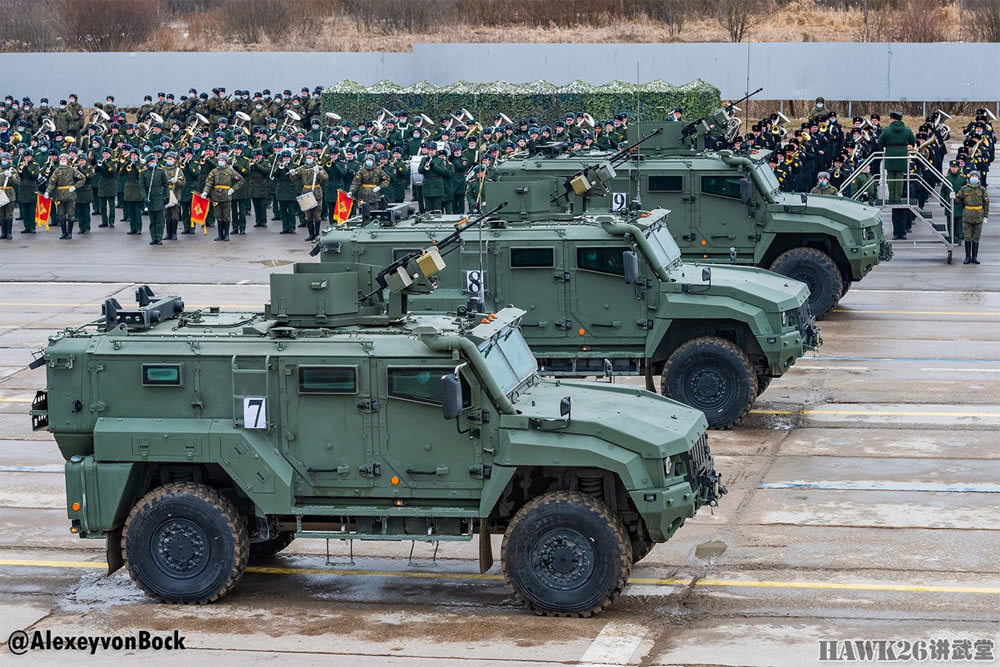 kamaz-53949"台风k"4×4装甲车.