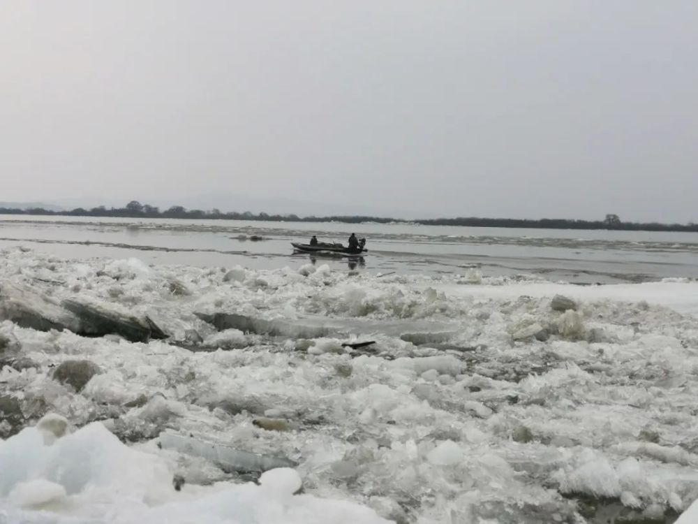 震撼乌苏里江八五九东安江段武开江