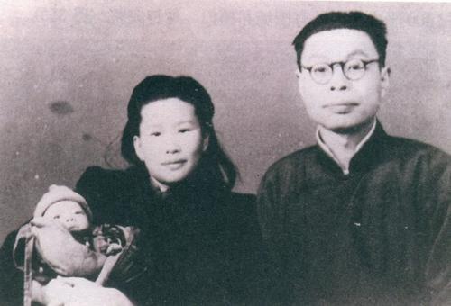 邝惠安领导红队惩杀叛徒放弃敌人高官厚禄不畏惧上绞刑架