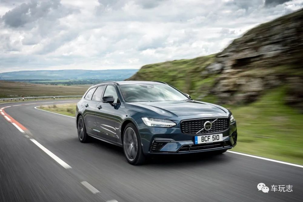 v90沃尔沃2021款,沃尔沃v90cc2021款颜色 2021款沃尔沃v90 b6 awd:旅行车始终是该品牌的中流砥柱?