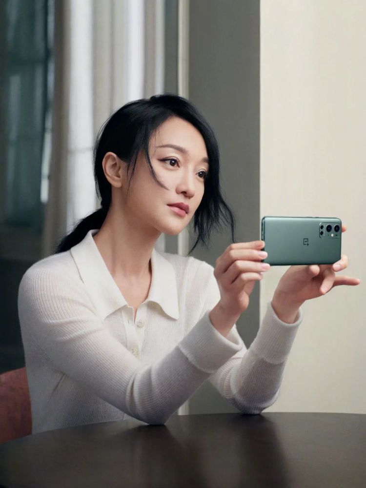 携手周迅,胡歌演绎影像故事,一加找对了代言人