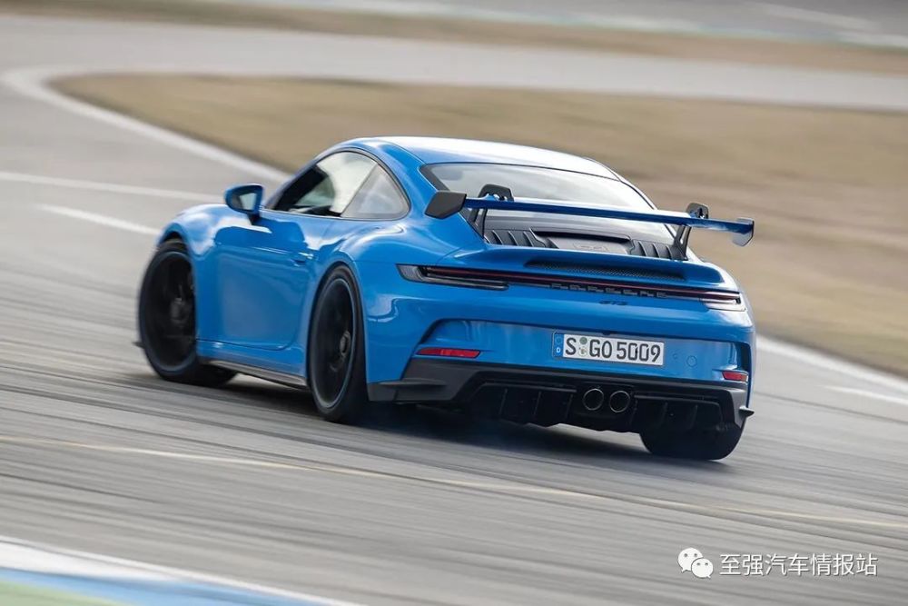 三秒破百快过 gt2 rs!保时捷 992 gt3 赛道体验特辑